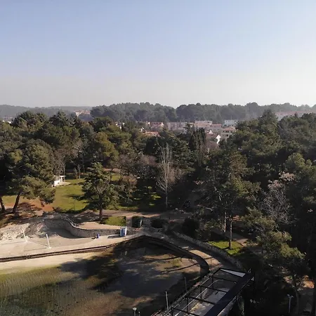Guest house Sanja In One Of Favourite Part Of Area Porec