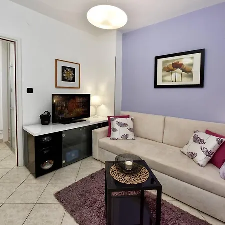 Guest house Sanja In One Of Favourite Part Of Area 3*