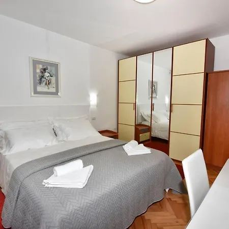 Guest house Sanja In One Of Favourite Part Of Area